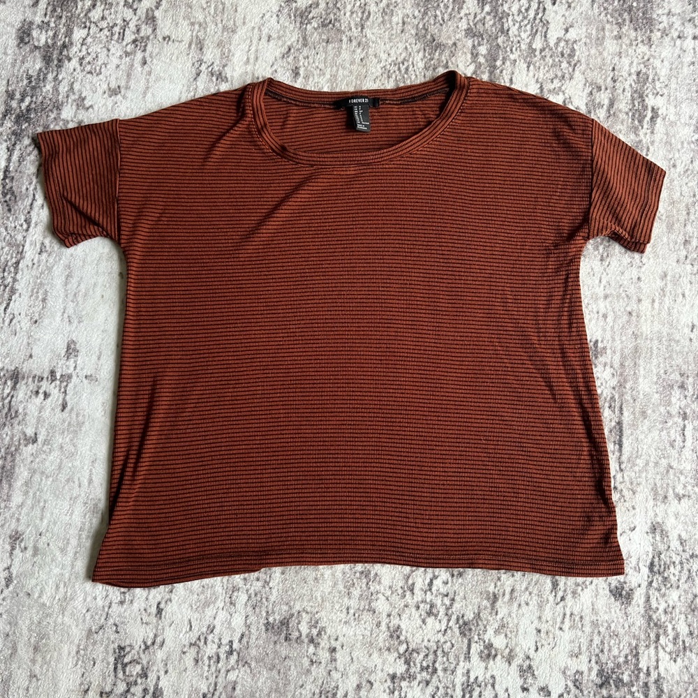 Forever 21 Burnt Orange Black Striped Box Fit Short Sleeve T-Shirt size Small